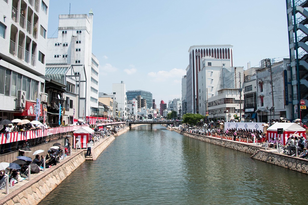 川沿い