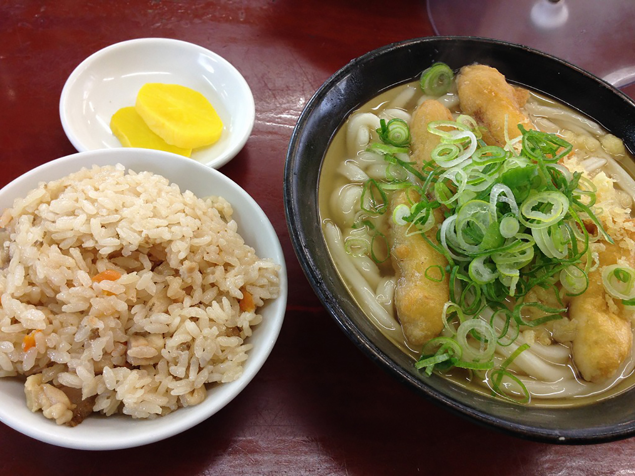 かしわ飯とうどん